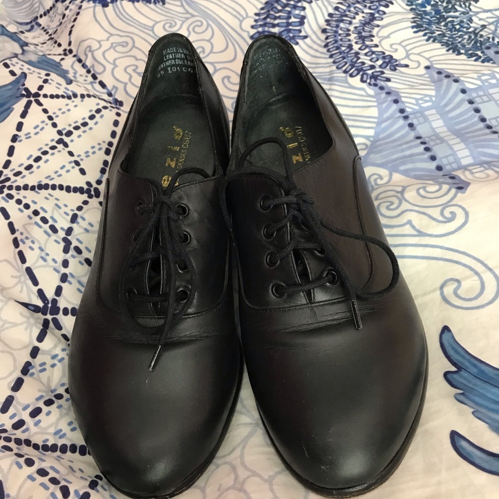 Rare and hard to find Capezio dance shoes